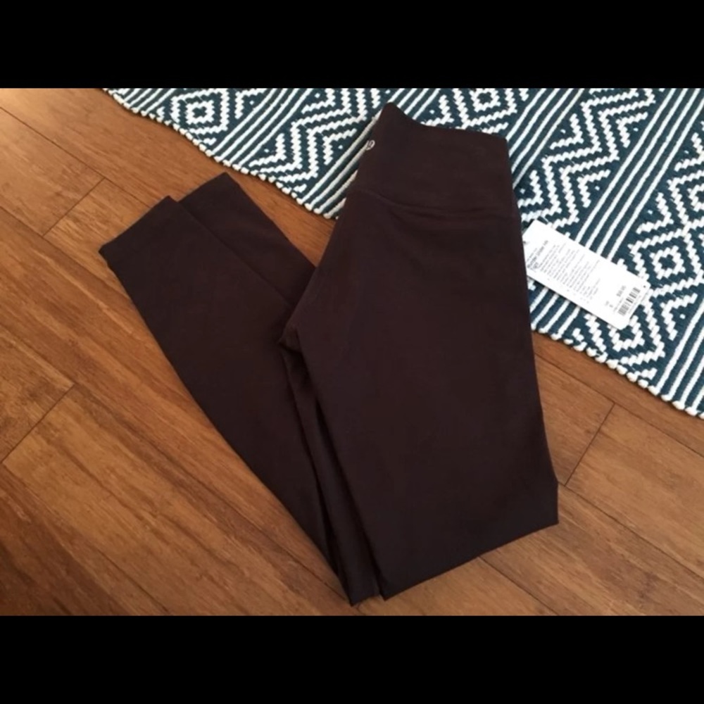 Lululemon Wunder Under Luon 28”